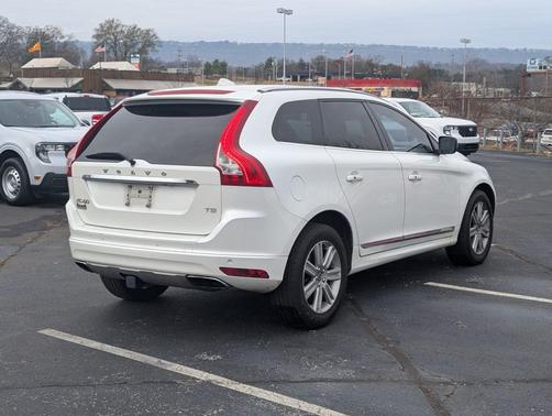 2017 Volvo XC60 T5 Inscription