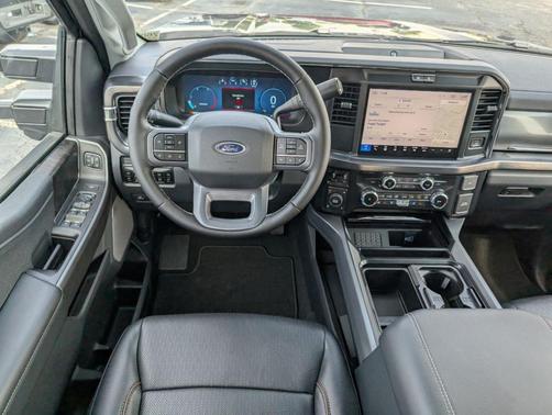 2026 Ford F-350 Lariat Super Duty