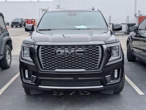 2023 GMC Yukon XL Denali Ultimate