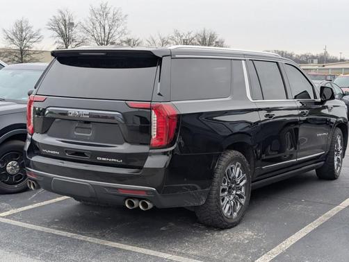 2023 GMC Yukon XL Denali Ultimate
