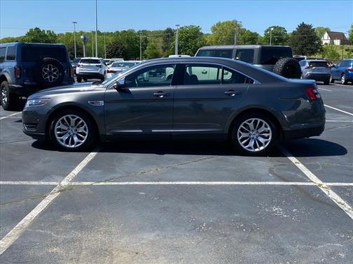 2019 Ford Taurus Limited