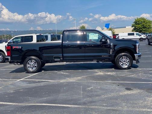 2026 Ford F-350 Lariat Super Duty