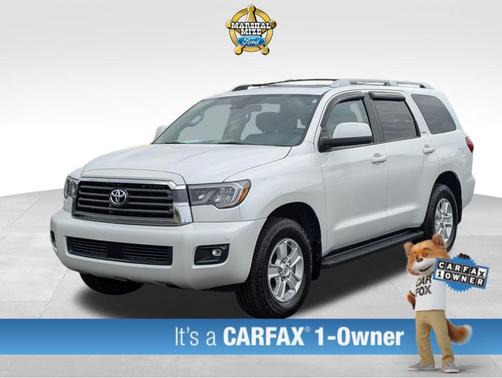 2022 Toyota Sequoia SR5