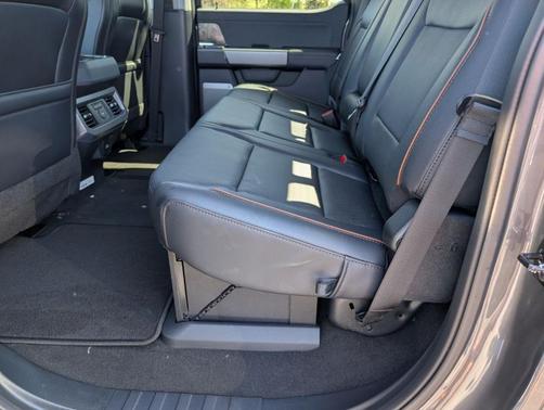 2026 Ford F-350 Lariat Super Duty