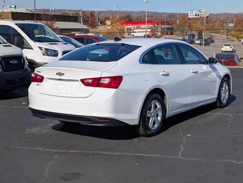 2022 Chevrolet Malibu 1LS