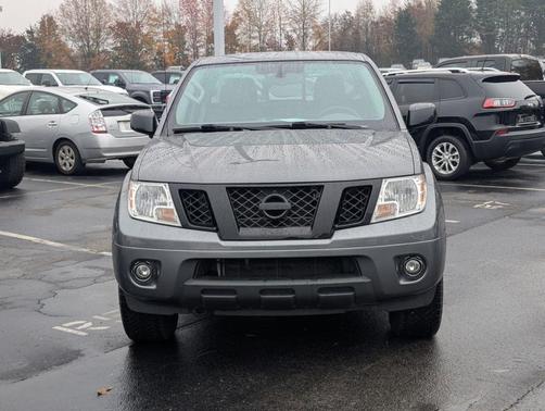2021 Nissan Frontier SV