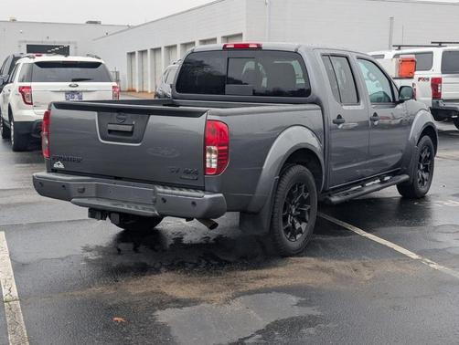 2021 Nissan Frontier SV