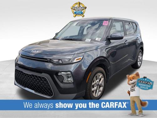 Gravity Gray 2022 Kia Soul LX