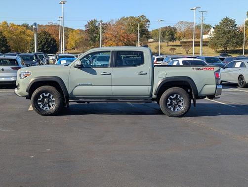 2023 Toyota Tacoma TRD Off Road