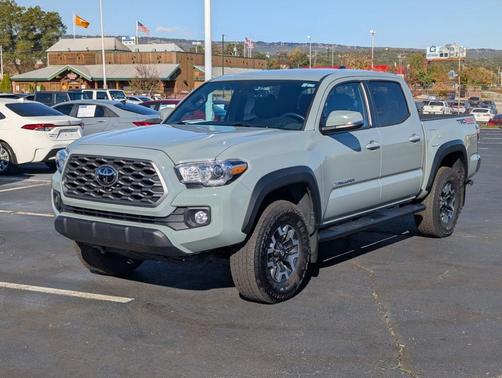 2023 Toyota Tacoma TRD Off Road