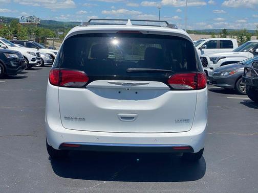 2020 Chrysler Pacifica Limited
