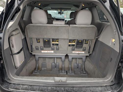 2017 Toyota Sienna L