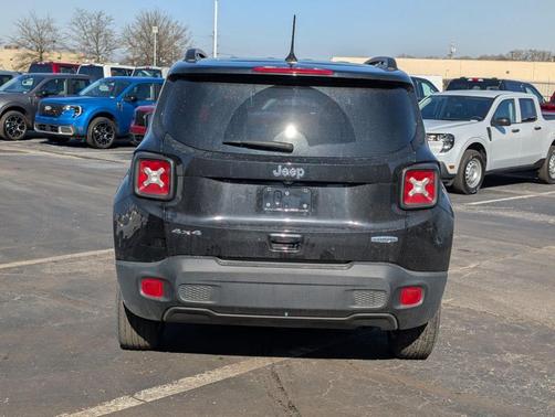 2022 Jeep Renegade Latitude