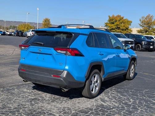 2019 Toyota RAV4 XLE
