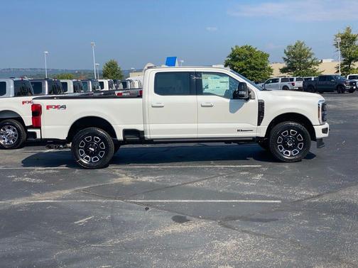 2026 Ford F-250 Platinum