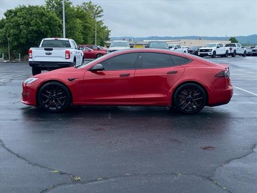 2022 Tesla Model S Plaid