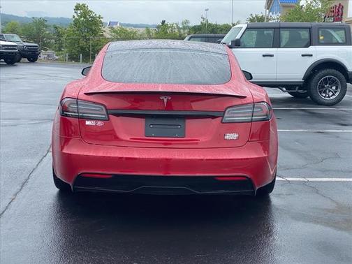 2022 Tesla Model S Plaid