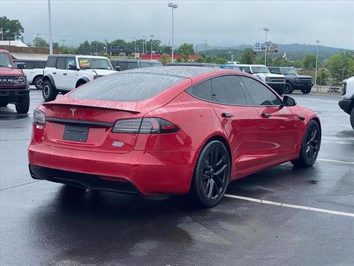 2022 Tesla Model S Plaid