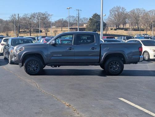 2021 Toyota Tacoma SR5