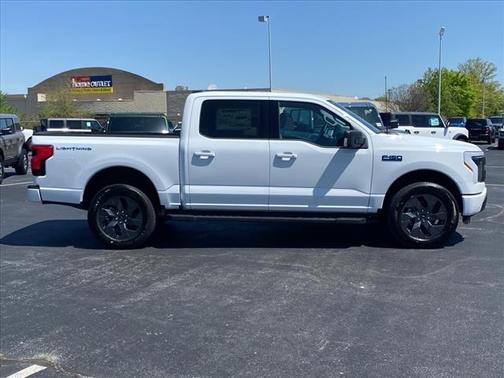 2025 Ford F-150 Lightning Flash