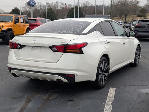 2020 Nissan Altima 2.5 SV