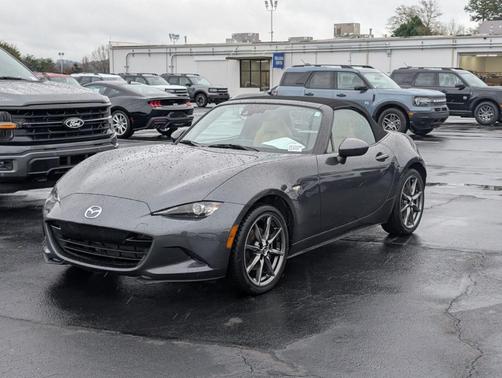 2016 Mazda MX-5 Miata Grand Touring