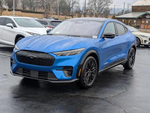 2025 Ford Mustang Mach-E Premium