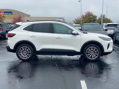 2025 Ford Escape PHEV
