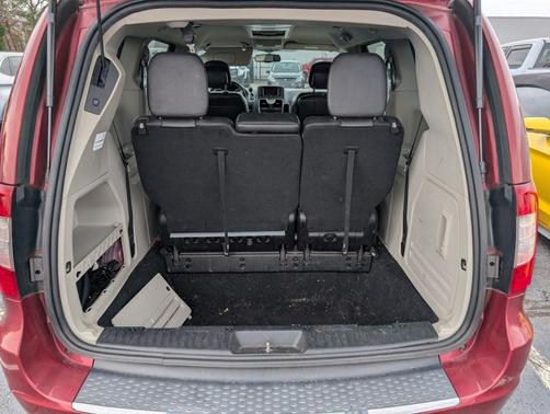 2014 Chrysler Town & Country Touring