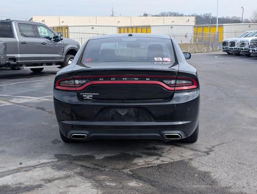 2017 Dodge Charger SE