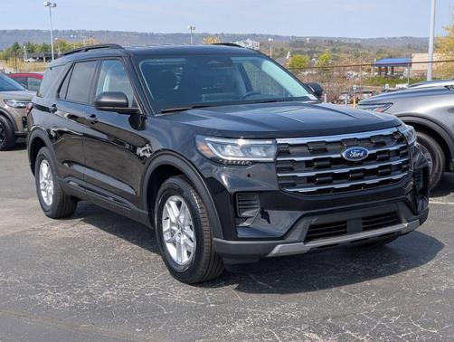 Agate Black Metallic 2026 Ford Explorer Active