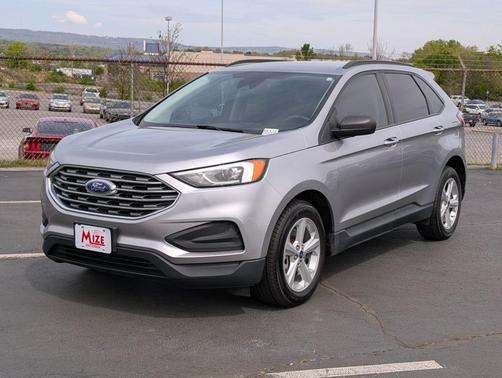 Silver 2022 Ford Edge SE