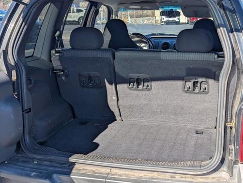 2004 Jeep Liberty Sport