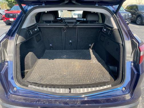 2018 Alfa Romeo Stelvio Base
