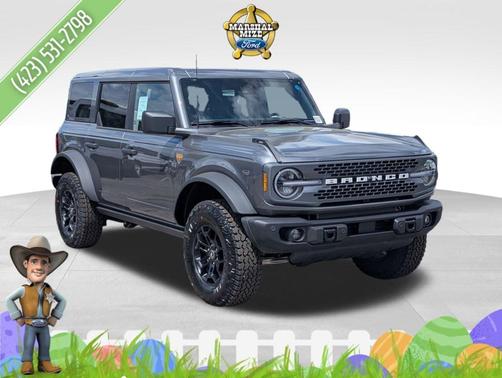 Carbonized Gray Metallic 2026 Ford Bronco Badlands
