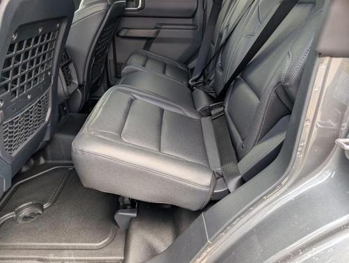 Carbonized Gray Metallic 2026 Ford Bronco Badlands