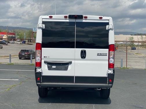 2023 RAM ProMaster 2500 Base