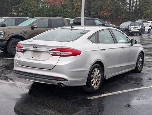 2017 Ford Fusion S