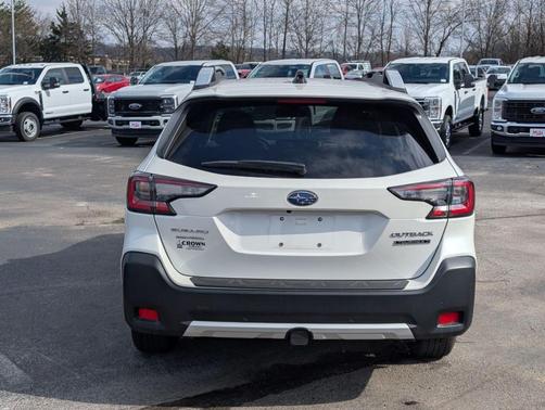 2023 Subaru Outback Touring XT
