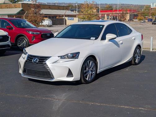2018 Lexus IS 300 Base