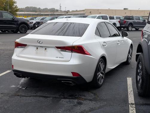 2018 Lexus IS 300 Base