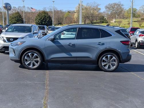 2023 Ford Escape Platinum