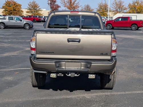 2015 Toyota Tacoma Base