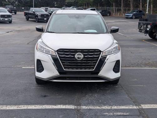 2021 Nissan Kicks S