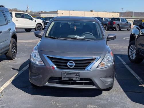 2018 Nissan Versa 1.6 S+