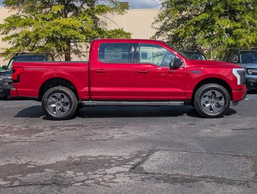 2025 Ford F-150 Lightning Flash