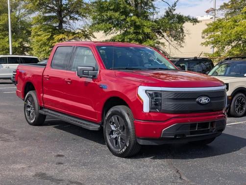 2025 Ford F-150 Lightning Flash
