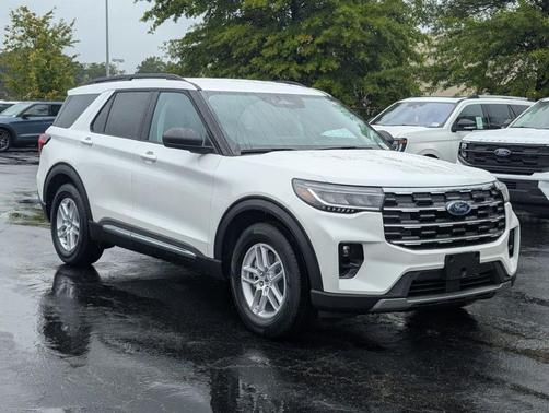 2025 Ford Explorer Active