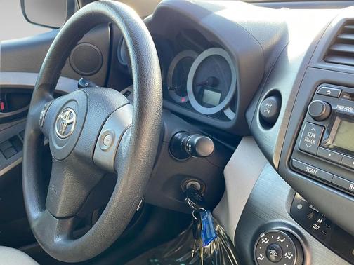 2012 Toyota RAV4 Base