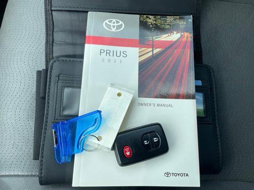2011 Toyota Prius IV